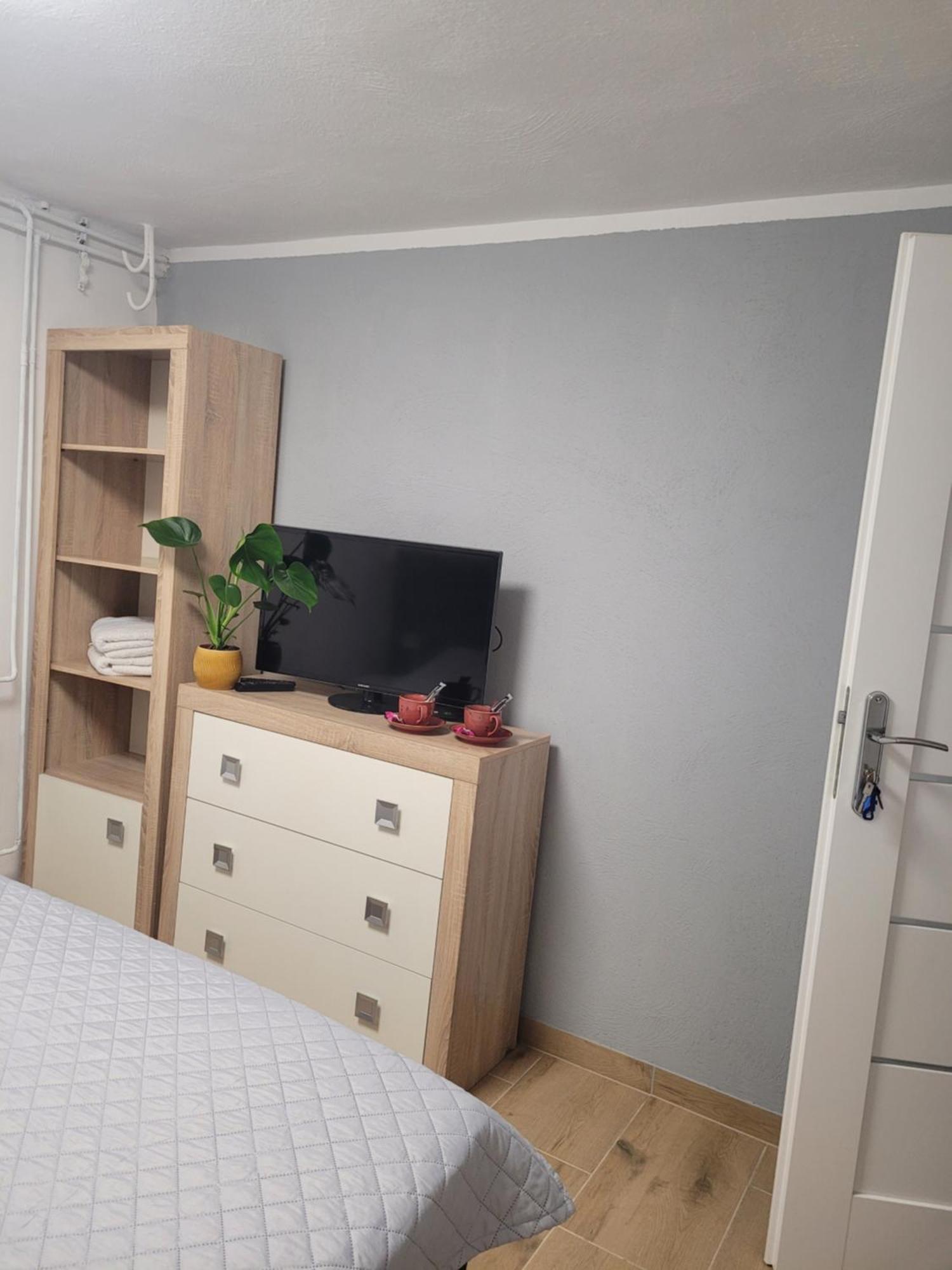 Pokoje Na Warszawskiej Gorzów Wielkopolski Exteriér fotografie
